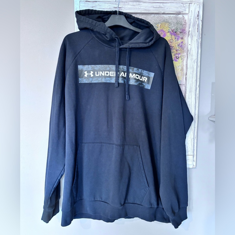 Men’s Under ARMOUR Pullover 2XL Black Hoodie Great
